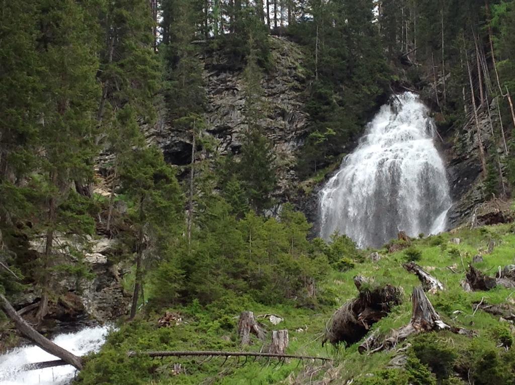 Berghaus Aussergschloess Matrei in Osttirol Buitenkant foto