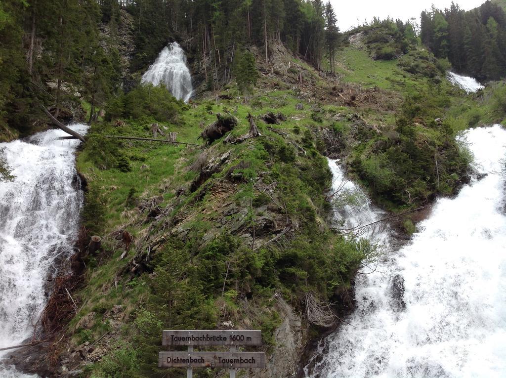 Berghaus Aussergschloess Matrei in Osttirol Buitenkant foto