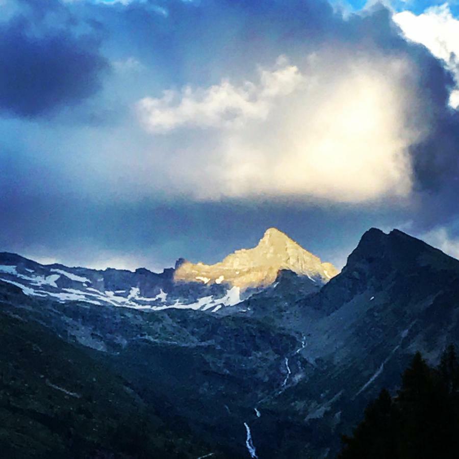 Berghaus Aussergschloess Matrei in Osttirol Buitenkant foto